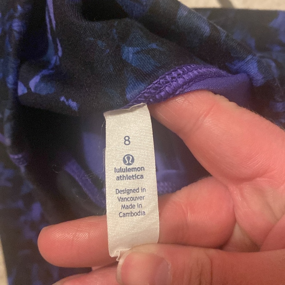 Lululemon leggings - Picture 2 of 3